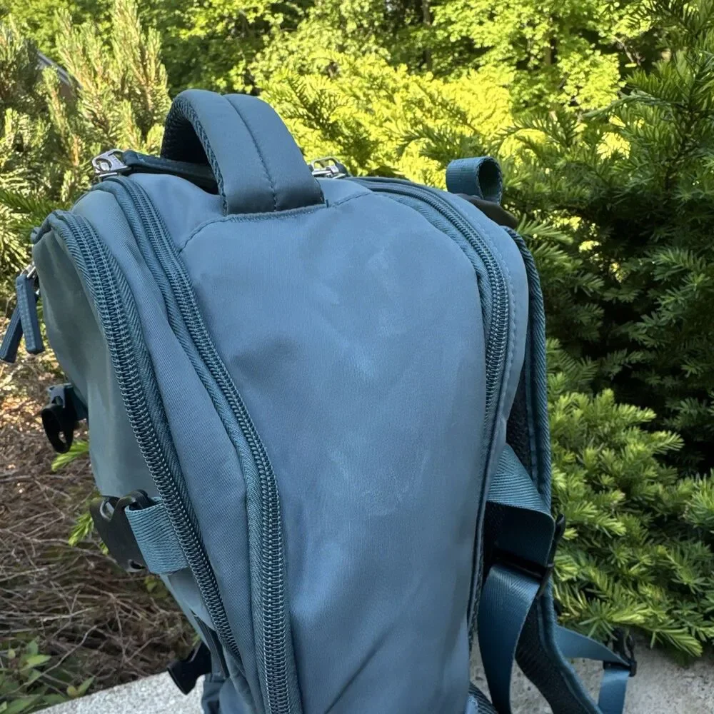 Padded Water Resistant USB Charging Port Blue Polyester Laptop Backpack 15